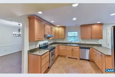 1012 Wildmere Pl, Charlottesville, VA 22901 - Photo 7