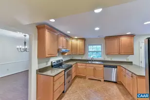 1012 Wildmere Pl, Charlottesville, VA 22901 - Photo 7