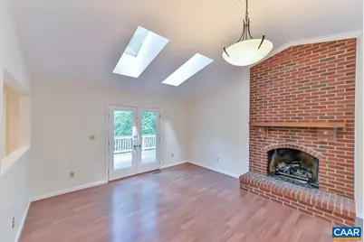 1012 Wildmere Pl, Charlottesville, VA 22901 - Photo 15
