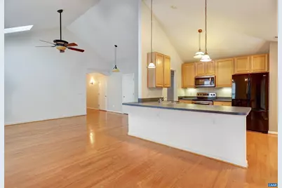 685 Courtyard Ct, Charlottesville, VA 22903 - Photo 11