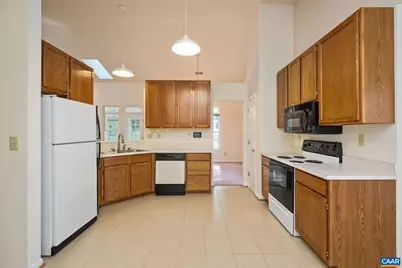 1245 Raintree Dr, Charlottesville, VA 22901 - Photo 9