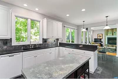 912 King William Dr, Charlottesville, VA 22901 - Photo 17