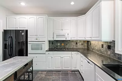 912 King William Dr, Charlottesville, VA 22901 - Photo 15