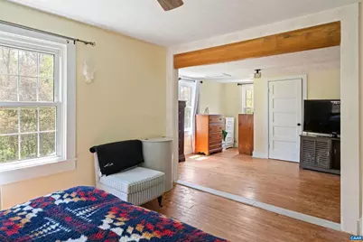418 James River Rd, Scottsville, VA 24590 - Photo 23