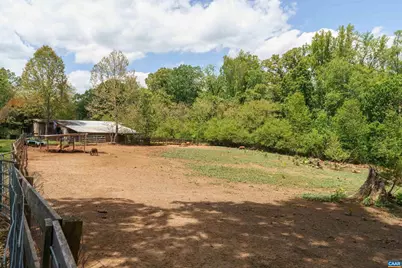 418 James River Rd, Scottsville, VA 24590 - Photo 43