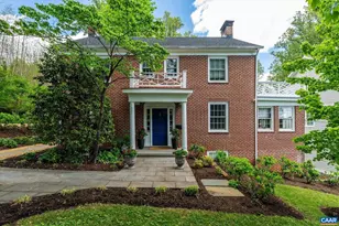 1627 Oxford Rd, Charlottesville, VA 22903 - Photo 1