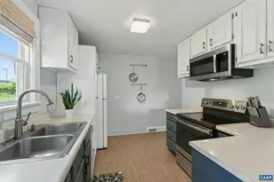 1023 Forest Hills Ave, Charlottesville, VA 22903 - Photo 15