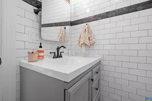 134 W Park Dr, Charlottesville, VA 22901 - Photo 19