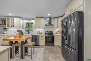 134 W Park Dr, Charlottesville, VA 22901 - Photo 13