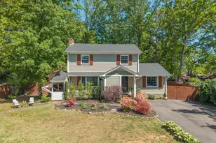 134 W Park Dr, Charlottesville, VA 22901 - Photo 1