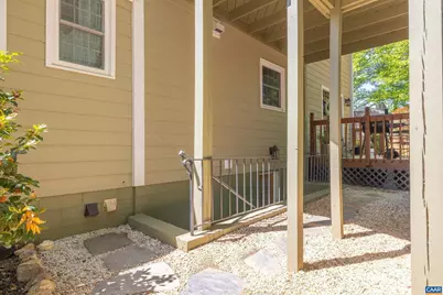134 W Park Dr, Charlottesville, VA 22901 - Photo 51