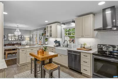 134 W Park Dr, Charlottesville, VA 22901 - Photo 9