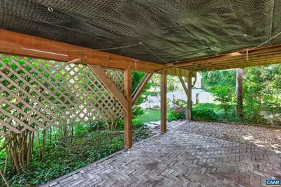 518 NE 8th St, Charlottesville, VA 22902 - Photo 47