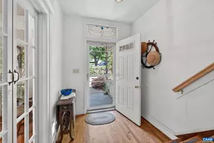 518 NE 8th St, Charlottesville, VA 22902 - Photo 3