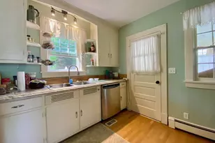210 W Gordon Ave, Gordonsville, VA 22942 - Photo 5