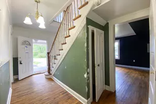 405 E King St, Gordonsville, VA 22942 - Photo 3