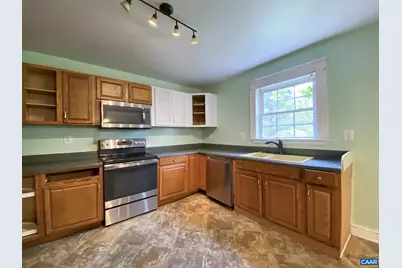 405 E King St, Gordonsville, VA 22942 - Photo 7