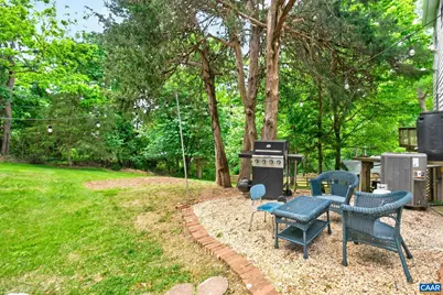 1708 Vermira Pl, Charlottesville, VA 22901 - Photo 27