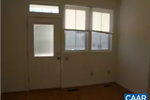 1122 E Market St, Charlottesville, VA 22902 - Photo 7