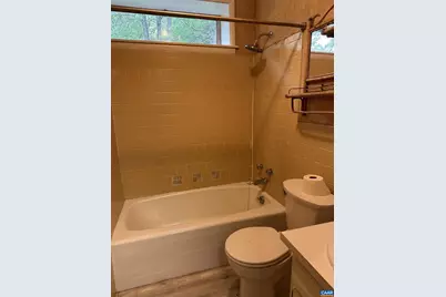 1127 Round Hill Dr, Charlottesville, VA 22901 - Photo 13