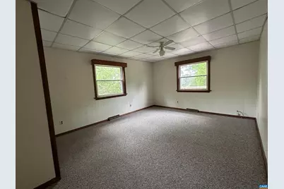 1127 Round Hill Dr, Charlottesville, VA 22901 - Photo 11