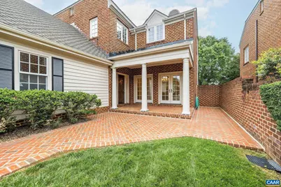 555 Dryden Pl, Charlottesville, VA 22903 - Photo 5