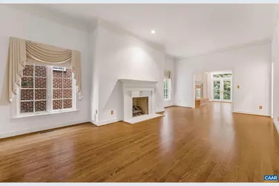 555 Dryden Pl, Charlottesville, VA 22903 - Photo 11