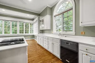 555 Dryden Pl, Charlottesville, VA 22903 - Photo 21