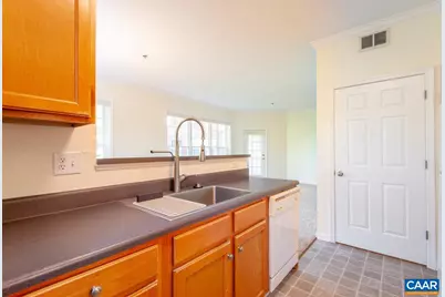 270 Riverbend Dr #1C, Charlottesville, VA 22911 - Photo 15