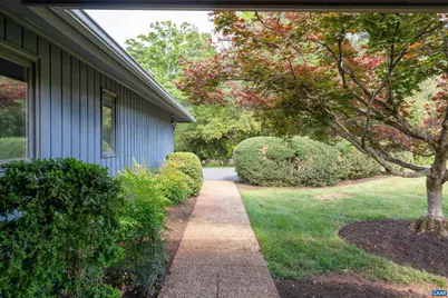 1221 West Leigh Dr, Charlottesville, VA 22901 - Photo 9