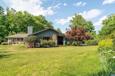 1221 West Leigh Dr, Charlottesville, VA 22901 - Photo 7