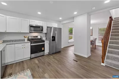 908 Rives St, Charlottesville, VA 22902 - Photo 9