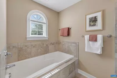 217 Brookwood Dr, Charlottesville, VA 22902 - Photo 31