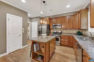217 Brookwood Dr, Charlottesville, VA 22902 - Photo 21