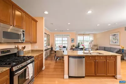 1051 Glenwood Station Ln #304, Charlottesville, VA 22901 - Photo 9