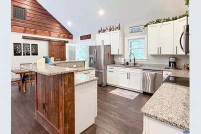 1387 Spreading Oak Rd, Arvonia, VA 23004 - Photo 7