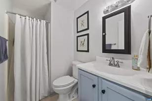 1250 Maple View Dr, Charlottesville, VA 22902 - Photo 7