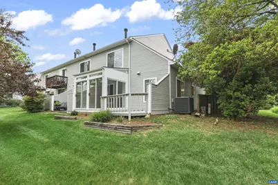 1250 Maple View Dr, Charlottesville, VA 22902 - Photo 23