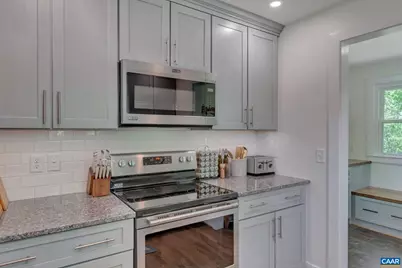 4362 Ivy Rd, Charlottesville, VA 22903 - Photo 9