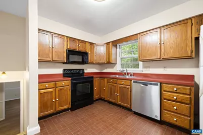 1092 Towne Ln, Charlottesville, VA 22901 - Photo 23