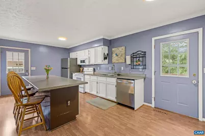525 Jester Ln, Charlottesville, VA 22911 - Photo 9