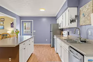525 Jester Ln, Charlottesville, VA 22911 - Photo 11