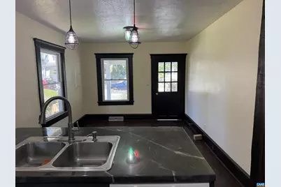 504 12th St, Charlottesville, VA 22903 - Photo 3