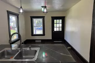 504 12th St, Charlottesville, VA 22903 - Photo 3