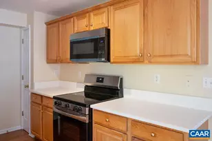 121 Sundrops Ct, Charlottesville, VA 22902 - Photo 11