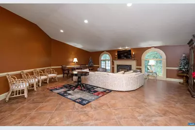 12517 Spotswood Trl, Elkton, VA 22827 - Photo 15