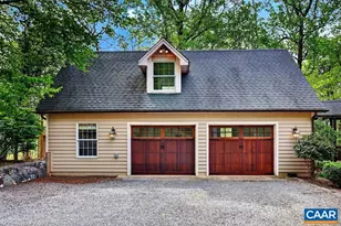 1059 Bryant Mountain Rd, Roseland, VA 22967 - Photo 3