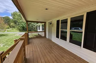 5290 Dixie Hill Rd, Buckingham, VA 23921 - Photo 7