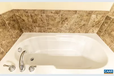 1051 Glenwood Station Ln #104, Charlottesville, VA 22901 - Photo 27