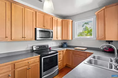 322 Marquette Ct, Crozet, VA 22932 - Photo 3